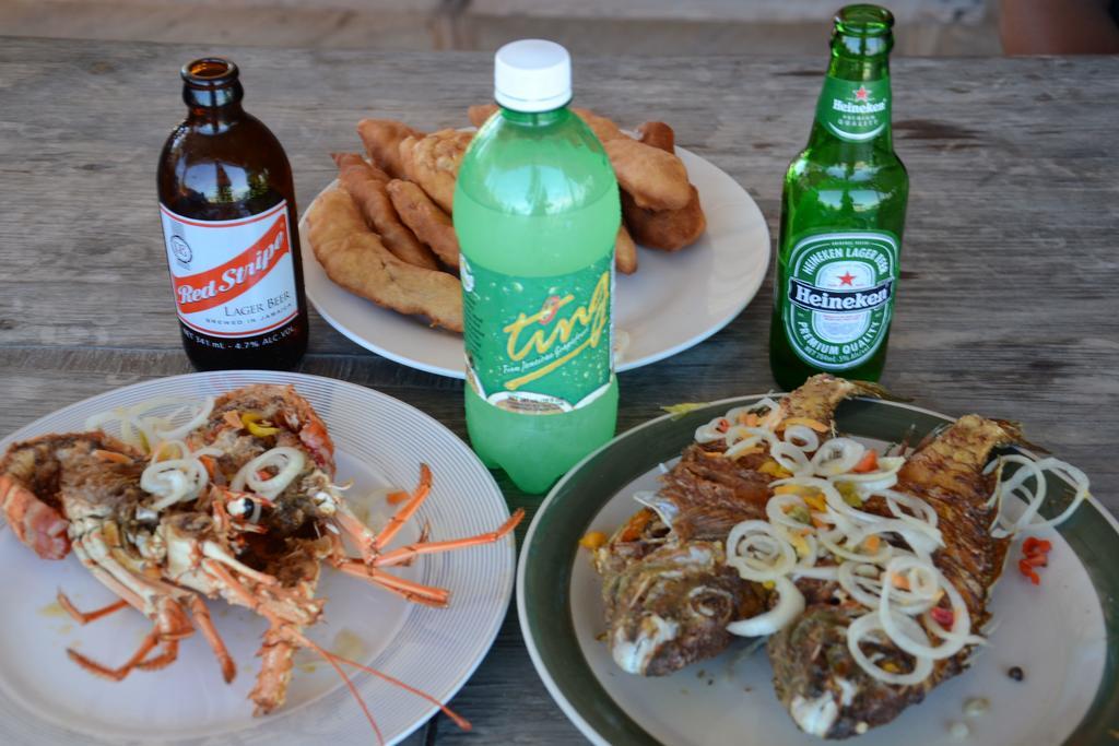 The Oasis I, Portmore Country Club Eksteriør billede