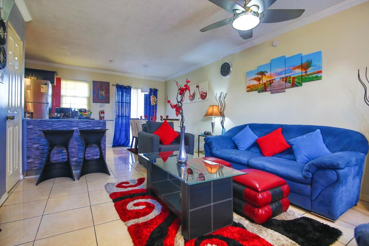 The Oasis I, Portmore Country Club Eksteriør billede